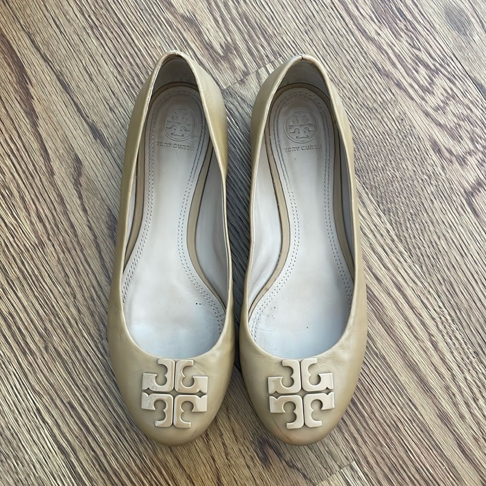 Tory Burch Tan Flats